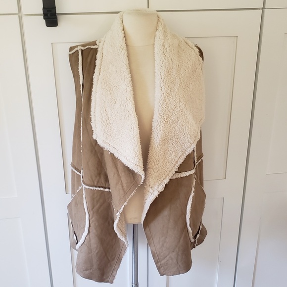 Caslon Jackets & Blazers - Caslon Vest Womens M Brown Sherpa Vegan Suede Open Front